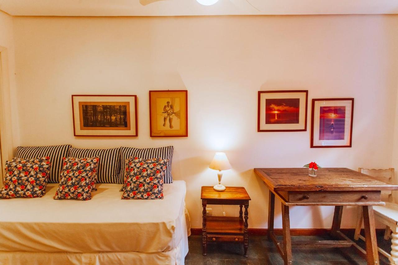 Hotel Pousada Dos Hibiscos Ильябела Экстерьер фото