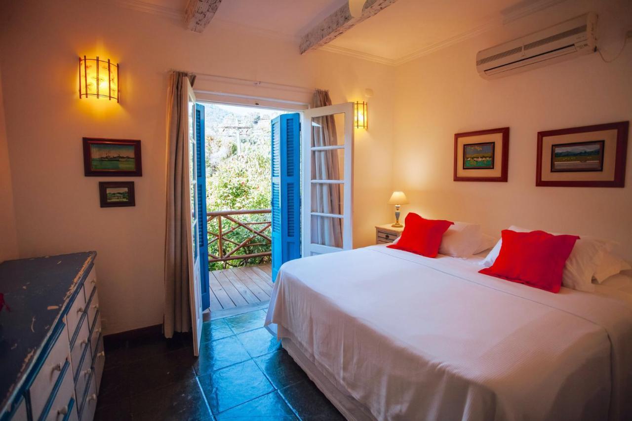 Hotel Pousada Dos Hibiscos Ильябела Экстерьер фото