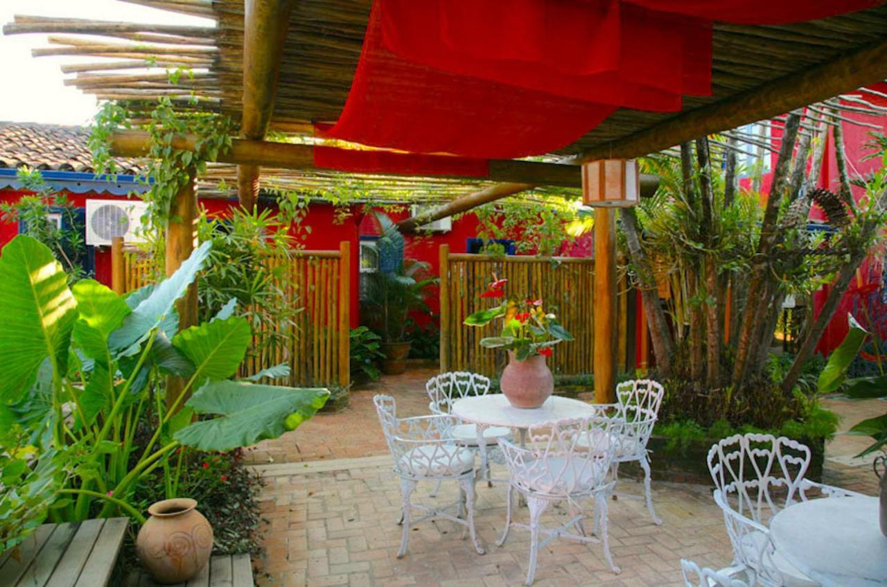 Hotel Pousada Dos Hibiscos Ильябела Экстерьер фото